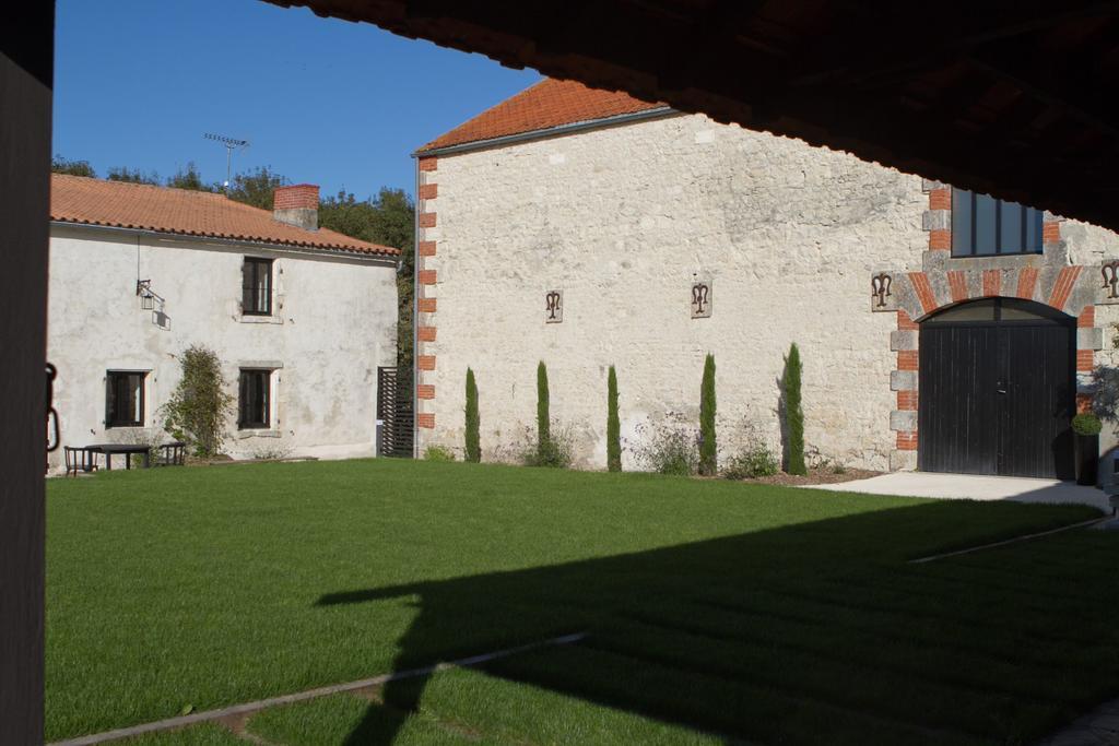 أنجولينز سر مير B&B Le Carre 1705 المظهر الخارجي الصورة